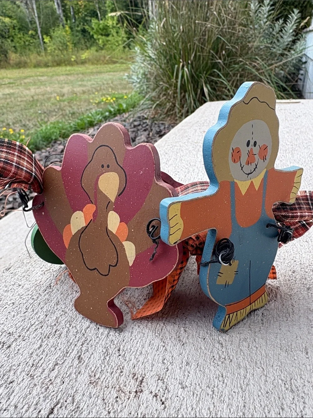 Vtg Thanksgiving Decor Lot Ceramic Leaf Dish Harvest Bowl & Wooden piece